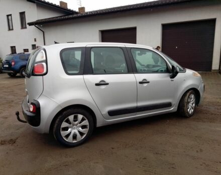 Серый Ситроен С3, объемом двигателя 1.6 л и пробегом 150 тыс. км за 3600 $, фото 3 на Automoto.ua