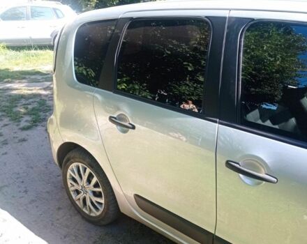 Серый Ситроен С3, объемом двигателя 1.4 л и пробегом 184 тыс. км за 5400 $, фото 3 на Automoto.ua