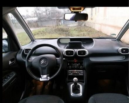 Серый Ситроен С3, объемом двигателя 1.6 л и пробегом 180 тыс. км за 7100 $, фото 7 на Automoto.ua