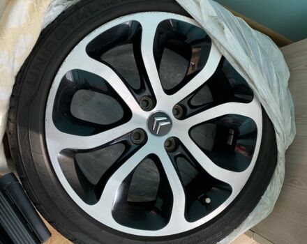 Серый Ситроен С3, объемом двигателя 1.6 л и пробегом 180 тыс. км за 7100 $, фото 1 на Automoto.ua