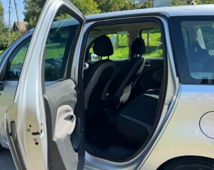 Серый Ситроен С3, объемом двигателя 1.6 л и пробегом 201 тыс. км за 3483 $, фото 6 на Automoto.ua