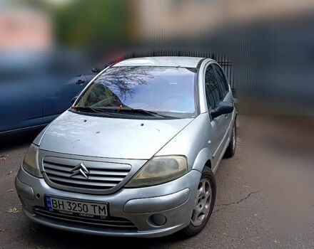 Серый Ситроен С3, объемом двигателя 1.4 л и пробегом 200 тыс. км за 4000 $, фото 1 на Automoto.ua