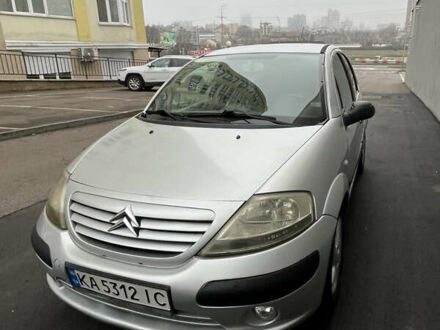 Серый Ситроен С3, объемом двигателя 1.36 л и пробегом 295 тыс. км за 3800 $, фото 1 на Automoto.ua