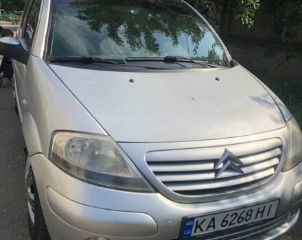 Серый Ситроен С3, объемом двигателя 1.4 л и пробегом 250 тыс. км за 3500 $, фото 1 на Automoto.ua