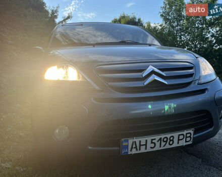 Серый Ситроен С3, объемом двигателя 1.56 л и пробегом 270 тыс. км за 3600 $, фото 1 на Automoto.ua