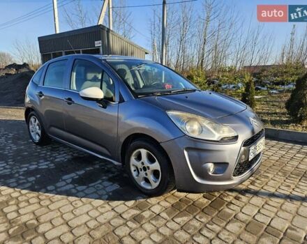 Серый Ситроен С3, объемом двигателя 1.4 л и пробегом 310 тыс. км за 4100 $, фото 1 на Automoto.ua