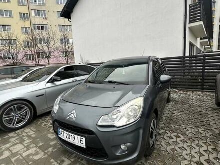 Серый Ситроен С3, объемом двигателя 1.4 л и пробегом 280 тыс. км за 4900 $, фото 1 на Automoto.ua