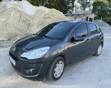Серый Ситроен С3, объемом двигателя 1.4 л и пробегом 215 тыс. км за 4200 $, фото 1 на Automoto.ua