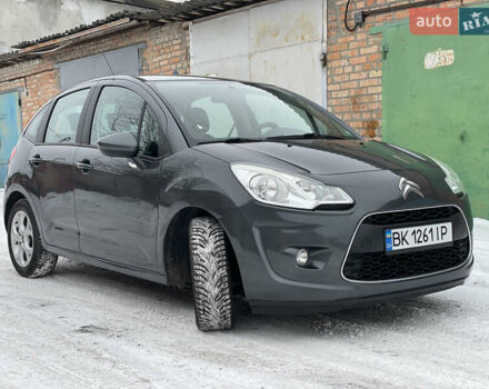 Серый Ситроен С3, объемом двигателя 1.4 л и пробегом 185 тыс. км за 6600 $, фото 1 на Automoto.ua
