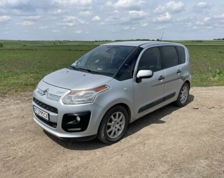 Серый Ситроен С3, объемом двигателя 1.6 л и пробегом 180 тыс. км за 6300 $, фото 1 на Automoto.ua