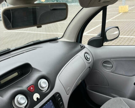 Синий Ситроен С3, объемом двигателя 1.36 л и пробегом 185 тыс. км за 2100 $, фото 22 на Automoto.ua