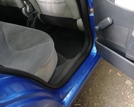 Синий Ситроен С3, объемом двигателя 1.4 л и пробегом 157 тыс. км за 3900 $, фото 5 на Automoto.ua