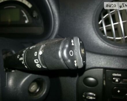 Синий Ситроен С3, объемом двигателя 1.6 л и пробегом 157 тыс. км за 4700 $, фото 14 на Automoto.ua