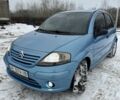 Синий Ситроен С3, объемом двигателя 1.4 л и пробегом 190 тыс. км за 4500 $, фото 1 на Automoto.ua