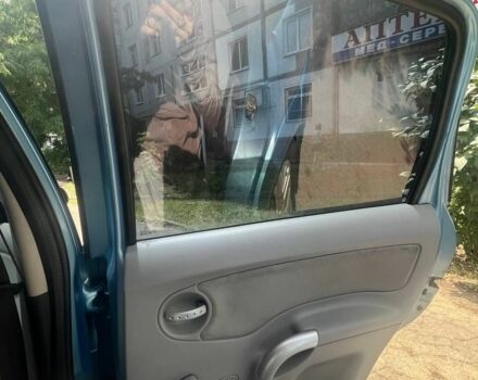 Ситроен С3 2004 в Запорожье на Automoto.ua Синий Ситроен С3, объемом двигателя 1.4 л и пробегом 200 тыс. км за 2000 $, фото 6 на Automoto.ua