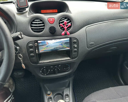 Синий Ситроен С3, объемом двигателя 1.4 л и пробегом 163 тыс. км за 5400 $, фото 10 на Automoto.ua