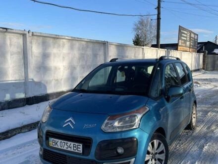 Синий Ситроен С3, объемом двигателя 1.4 л и пробегом 180 тыс. км за 6300 $, фото 1 на Automoto.ua