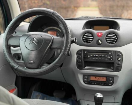 Зелений Сітроен С3, об'ємом двигуна 1.4 л та пробігом 224 тис. км за 4800 $, фото 15 на Automoto.ua