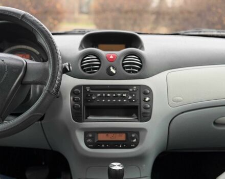 Зелений Сітроен С3, об'ємом двигуна 1.4 л та пробігом 224 тис. км за 4800 $, фото 16 на Automoto.ua