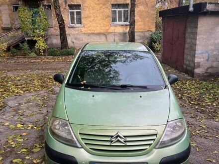 Сітроен С3 2003 у Дніпро (Дніпропетровську) на Automoto.ua Зелений Сітроен С3, об'ємом двигуна 1.12 л та пробігом 227 тис. км за 3300 $, фото 1 на Automoto.ua