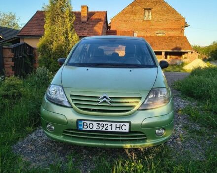 Зелений Сітроен С3, об'ємом двигуна 1.36 л та пробігом 159 тис. км за 4000 $, фото 1 на Automoto.ua