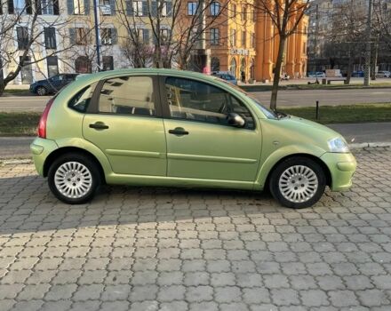Зеленый Ситроен С3, объемом двигателя 1 л и пробегом 157 тыс. км за 3300 $, фото 1 на Automoto.ua