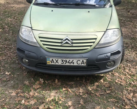 Зелений Сітроен С3, об'ємом двигуна 1.36 л та пробігом 180 тис. км за 1600 $, фото 1 на Automoto.ua