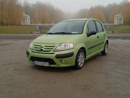 Зелений Сітроен С3, об'ємом двигуна 1.36 л та пробігом 161 тис. км за 4200 $, фото 1 на Automoto.ua
