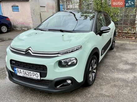 Ситроен С3 2017 в Киеве на Automoto.ua Зеленый Ситроен С3, объемом двигателя 1.2 л и пробегом 85 тыс. км за 13285 $, фото 1 на Automoto.ua
