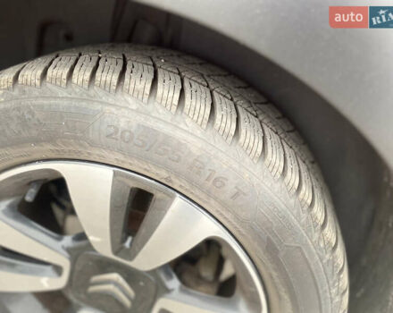 Оранжевый Ситроен С3, объемом двигателя 1.2 л и пробегом 110 тыс. км за 13300 $, фото 25 на Automoto.ua