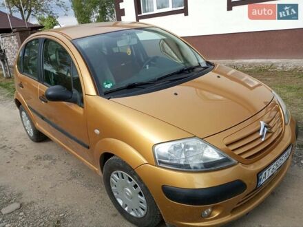 Сітроен С3 2003 у Коломые на Automoto.ua Помаранчевий Сітроен С3, об'ємом двигуна 1.36 л та пробігом 144 тис. км за 2800 $, фото 1 на Automoto.ua
