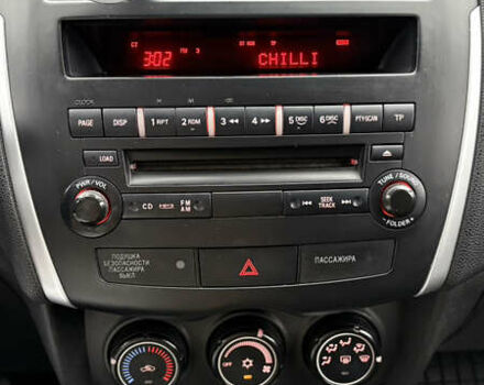 Белый Ситроен С4 Аиркросс, объемом двигателя 2 л и пробегом 233 тыс. км за 11500 $, фото 6 на Automoto.ua