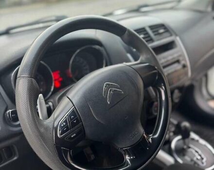 Белый Ситроен С4 Аиркросс, объемом двигателя 2 л и пробегом 234 тыс. км за 10000 $, фото 15 на Automoto.ua