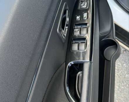 Білий Сітроен С4 Аіркросс, об'ємом двигуна 1.8 л та пробігом 265 тис. км за 11000 $, фото 13 на Automoto.ua