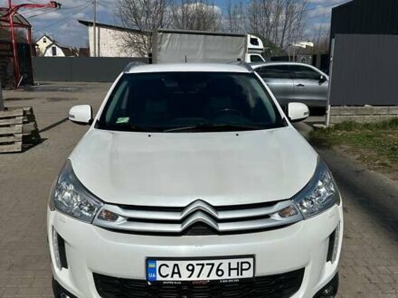 Сітроен С4 Аіркросс 2012 у Умани на Automoto.ua Білий Сітроен С4 Аіркросс, об'ємом двигуна 2 л та пробігом 130 тис. км за 9600 $, фото 1 на Automoto.ua