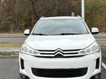 Белый Ситроен С4 Аиркросс, объемом двигателя 2 л и пробегом 233 тыс. км за 11500 $, фото 1 на Automoto.ua