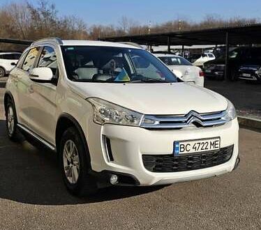 Сітроен С4 Аіркросс 2013 у Львові на Automoto.ua Білий Сітроен С4 Аіркросс, об'ємом двигуна 1.56 л та пробігом 236 тис. км за 10499 $, фото 1 на Automoto.ua