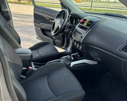 Серый Ситроен С4 Аиркросс, объемом двигателя 2 л и пробегом 115 тыс. км за 10700 $, фото 14 на Automoto.ua