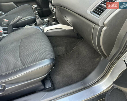Сірий Сітроен С4 Аіркросс, об'ємом двигуна 1.6 л та пробігом 206 тис. км за 12300 $, фото 70 на Automoto.ua