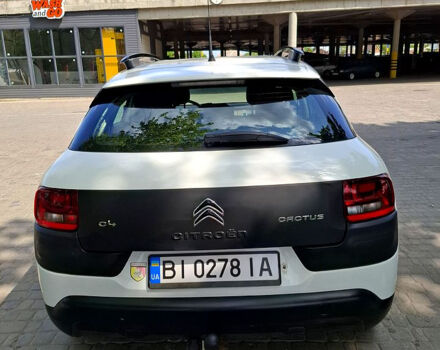 Ситроен C4 Кактус 2014 в Харькове на Automoto.ua Белый Ситроен C4 Кактус, объемом двигателя 1.2 л и пробегом 208 тыс. км за 9300 $, фото 4 на Automoto.ua