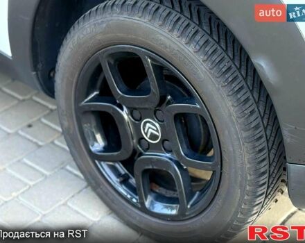 Белый Ситроен C4 Кактус, объемом двигателя 1.2 л и пробегом 120 тыс. км за 8900 $, фото 8 на Automoto.ua