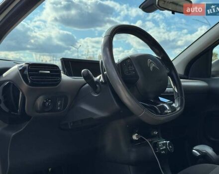 Сітроен C4 Кактус 2014 у Каменце-Подольском на Automoto.ua Білий Сітроен C4 Кактус, об'ємом двигуна 1.56 л та пробігом 215 тис. км за 9300 $, фото 19 на Automoto.ua