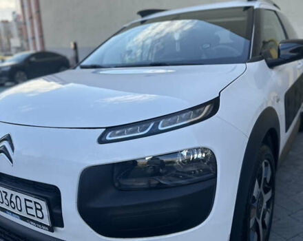 Белый Ситроен C4 Кактус, объемом двигателя 1.2 л и пробегом 130 тыс. км за 9500 $, фото 3 на Automoto.ua