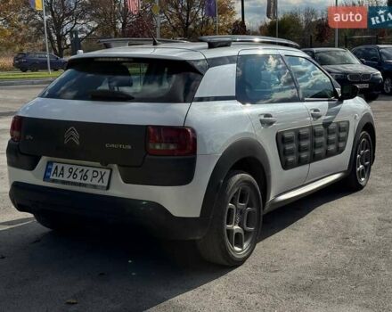 Сітроен C4 Кактус 2014 у Каменце-Подольском на Automoto.ua Білий Сітроен C4 Кактус, об'ємом двигуна 1.56 л та пробігом 215 тис. км за 9300 $, фото 7 на Automoto.ua