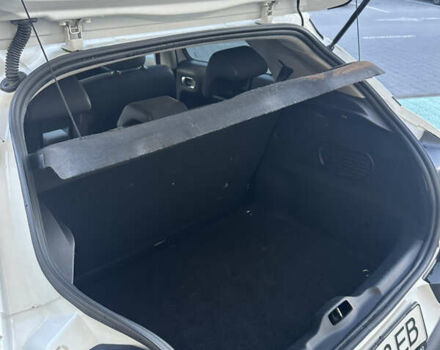 Белый Ситроен C4 Кактус, объемом двигателя 1.2 л и пробегом 130 тыс. км за 9500 $, фото 16 на Automoto.ua