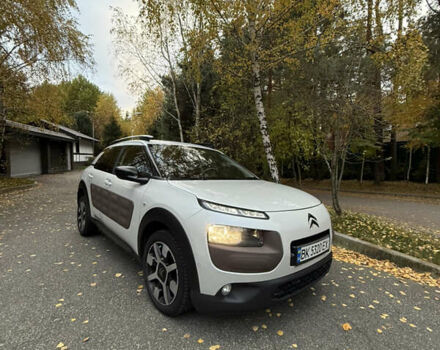 Сітроен C4 Кактус 2014 у Києві на Automoto.ua Білий Сітроен C4 Кактус, об'ємом двигуна 1.56 л та пробігом 263 тис. км за 8700 $, фото 26 на Automoto.ua