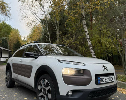 Сітроен C4 Кактус 2014 у Києві на Automoto.ua Білий Сітроен C4 Кактус, об'ємом двигуна 1.56 л та пробігом 263 тис. км за 8700 $, фото 25 на Automoto.ua