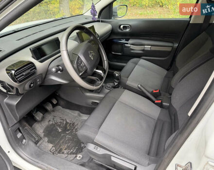 Белый Ситроен C4 Кактус, объемом двигателя 1.56 л и пробегом 248 тыс. км за 8400 $, фото 8 на Automoto.ua