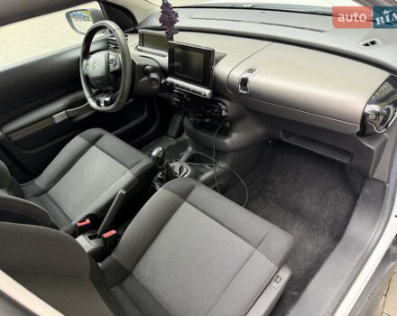 Белый Ситроен C4 Кактус, объемом двигателя 1.56 л и пробегом 248 тыс. км за 8400 $, фото 5 на Automoto.ua