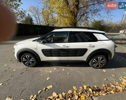 Белый Ситроен C4 Кактус, объемом двигателя 1.2 л и пробегом 138 тыс. км за 10300 $, фото 12 на Automoto.ua